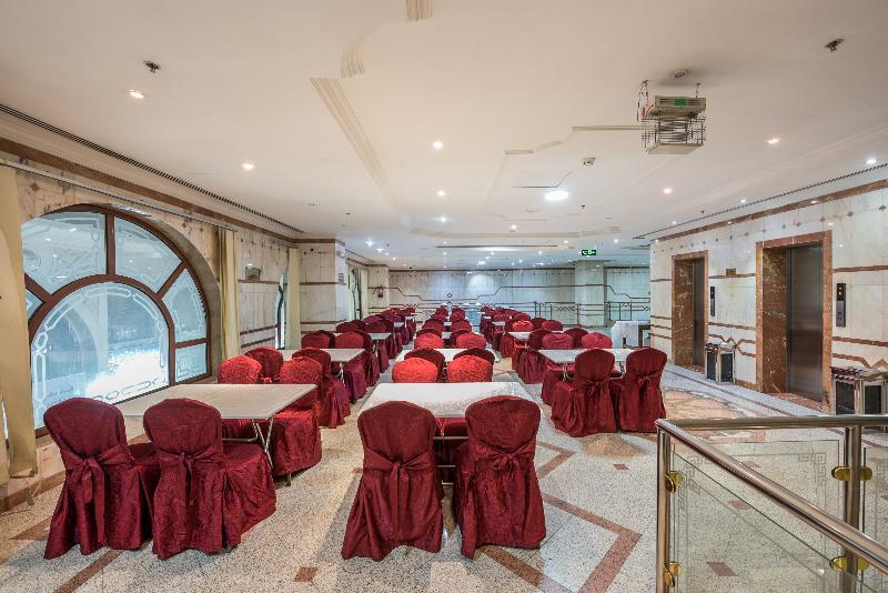 Rawdhat Al Mukhtara hotel - Restoran