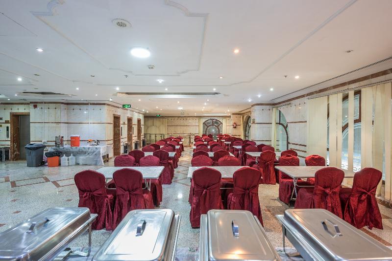 Rawdhat Al Mukhtara hotel - Restoran