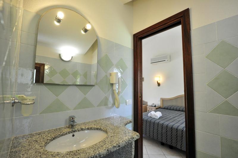 Cala Mirto Hotel - Oda