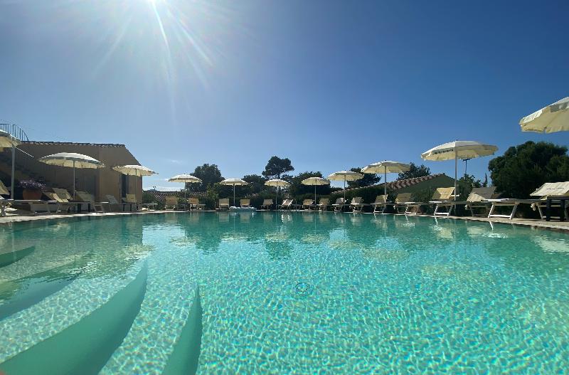 Cala Mirto Hotel - Havuz