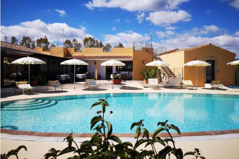 Cala Mirto Hotel - Havuz