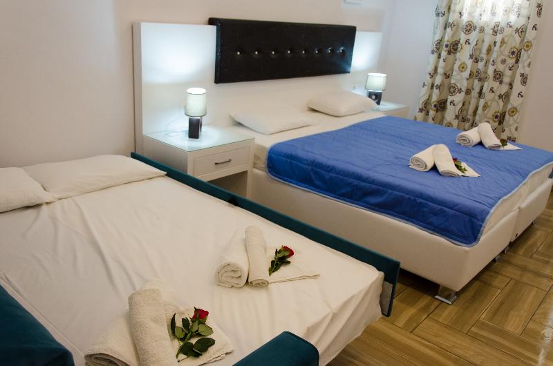 Polykratis Rooms - Oda