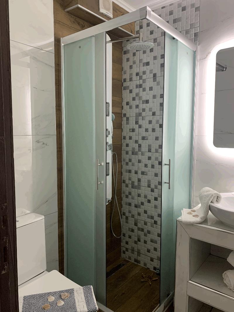 Polykratis Rooms - Oda