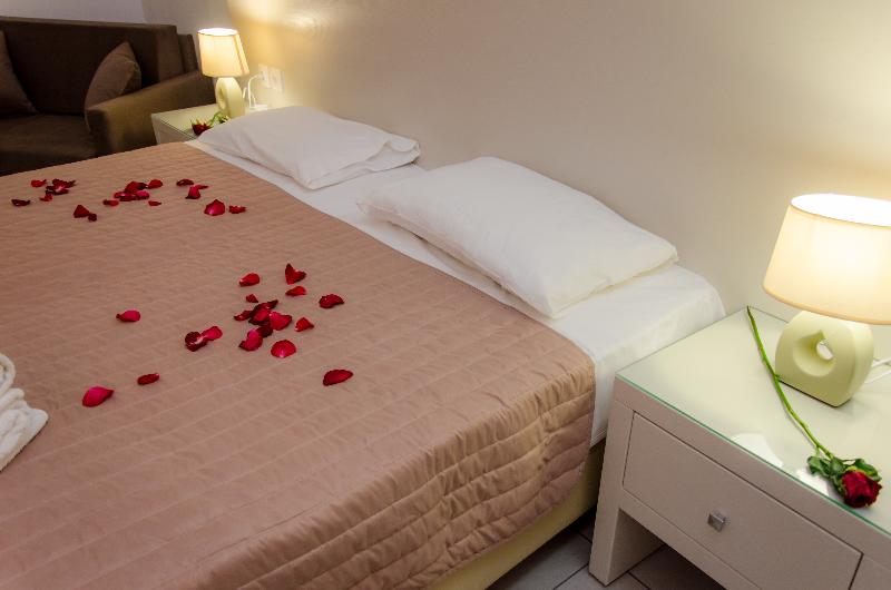 Polykratis Rooms - Oda