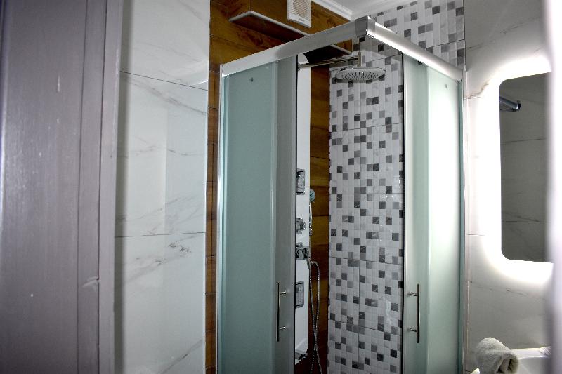 Polykratis Rooms - Oda