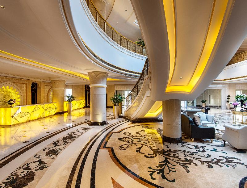 Ezdan Palace Hotel - Lobi