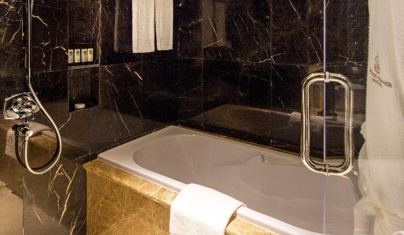Ezdan Palace Hotel - Oda