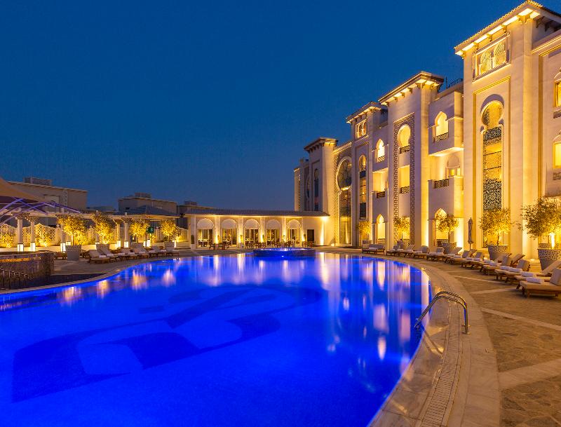 Ezdan Palace Hotel - Havuz