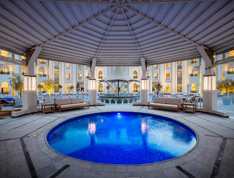 Ezdan Palace Hotel - Havuz