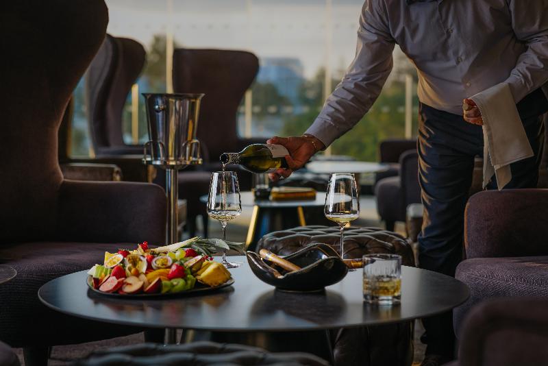 Nissiblu Beach Resort - Bar