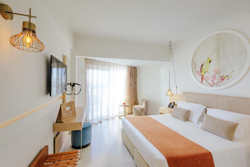 Nissiblu Beach Resort - Oda