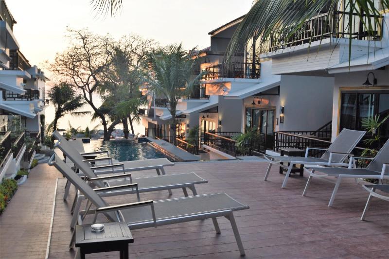 Simple Life Cliff View Resort - Teras