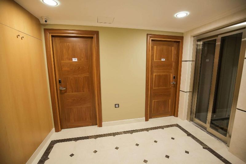 Artika Hotel - Lobi