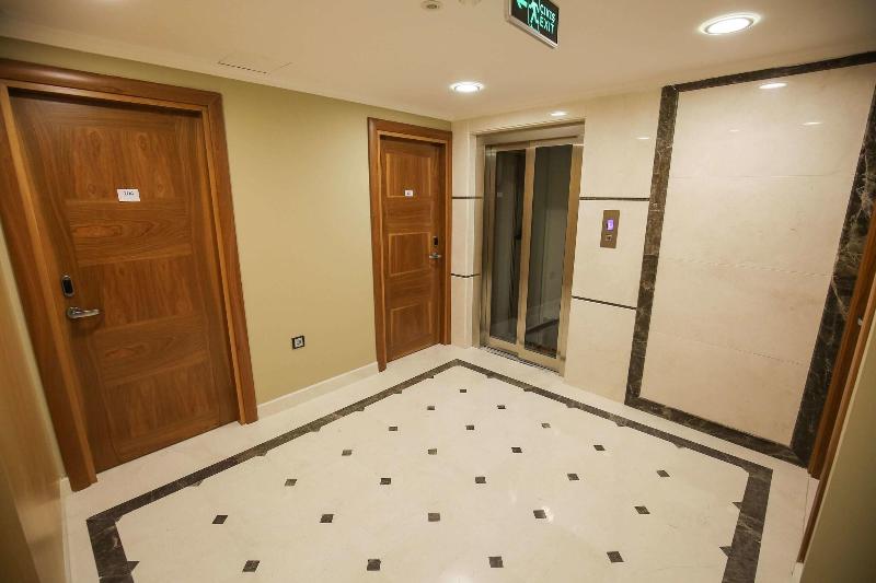 Artika Hotel - Lobi