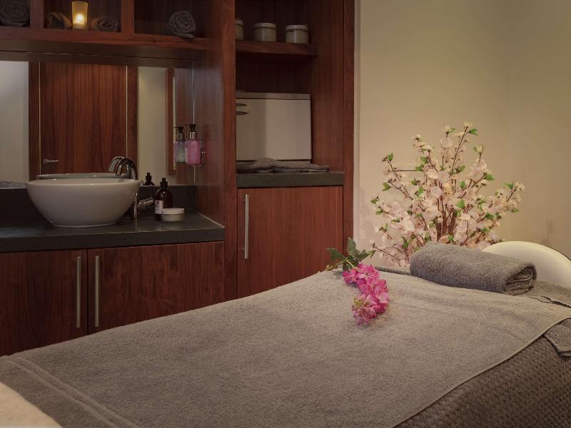 Ashford International Hotel and Spa - Aktivite
