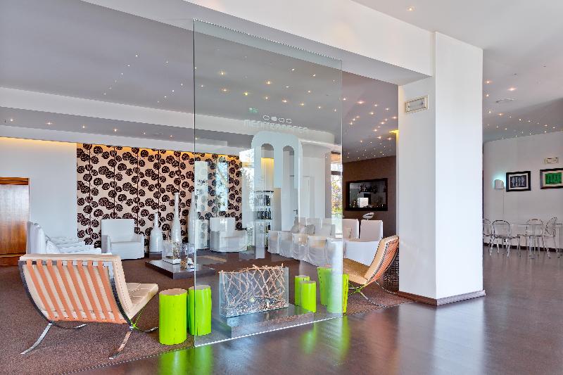 Mediterranea Hotel and Convention Center - Lobi