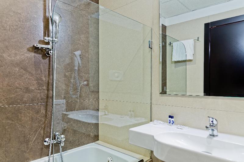 Mediterranea Hotel and Convention Center - Oda