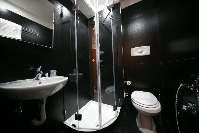 Mediterranea Hotel and Convention Center - Oda