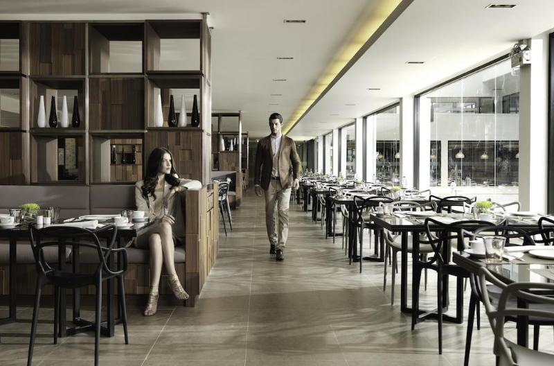 S Ratchada Leisure Hotel - Restoran
