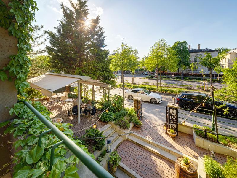 Mamaison Hotel Andrassy Budapest - Teras