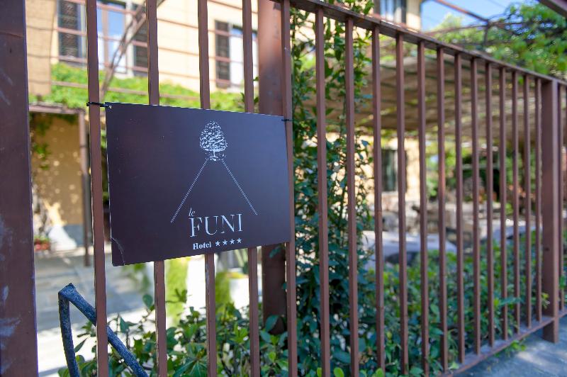 Le Funi Hotel - Teras