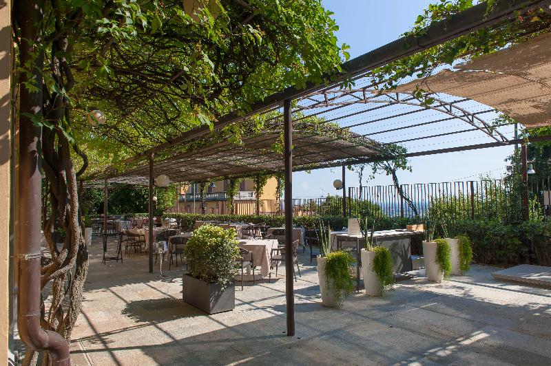 Le Funi Hotel - Teras