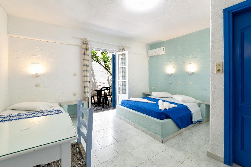 Stratos Apartments & Studios - Oda