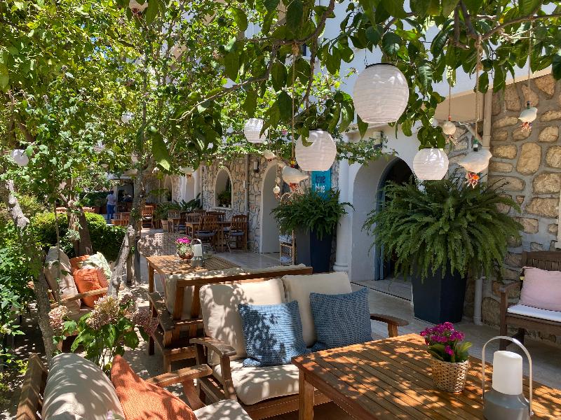 True Blue Boutique Hotel - Genel
