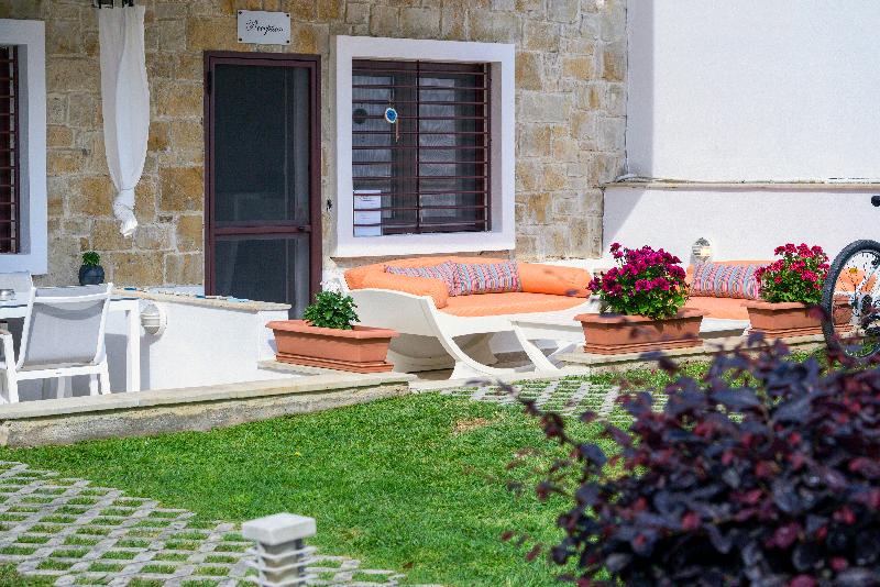 Elpiniki Luxury Apartments - Lobi