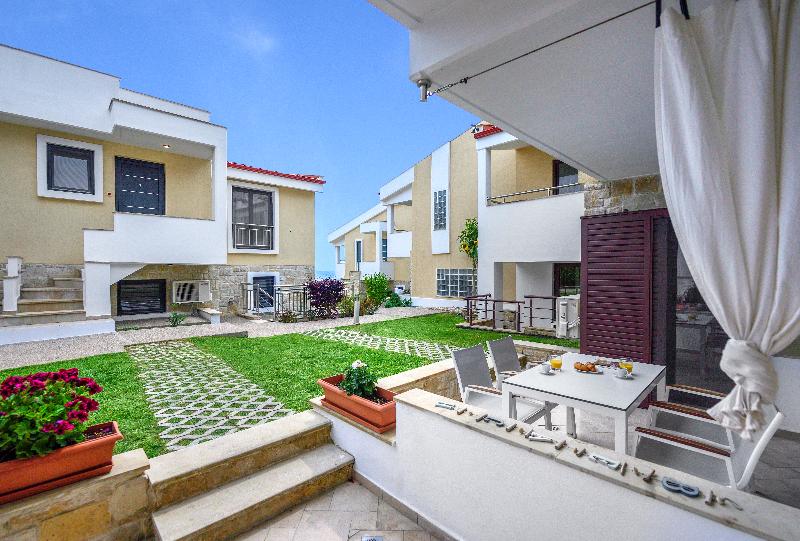 Elpiniki Luxury Apartments - Genel