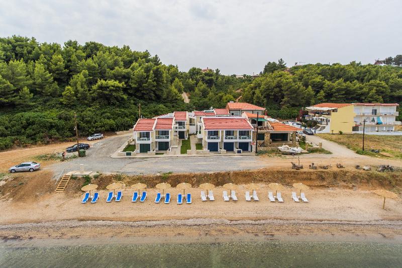 Elpiniki Luxury Apartments - Plaj