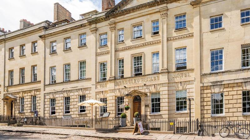 Berkeley Square Classic Hotel - Genel