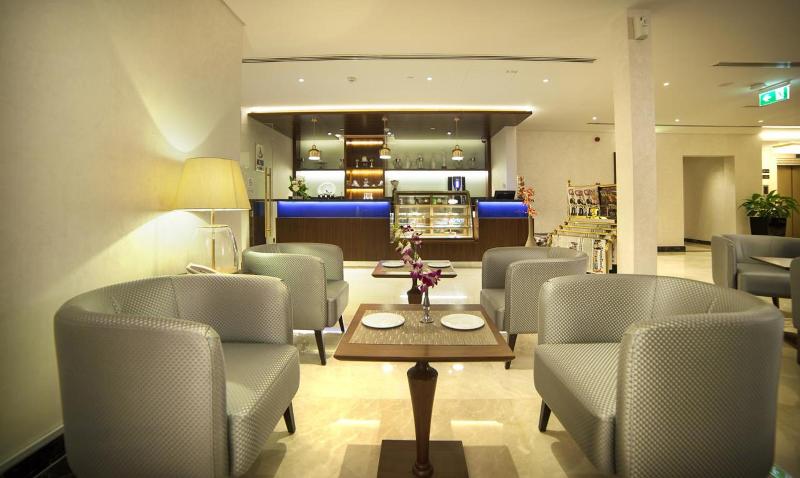 Raviz Center Point Hotel - Restoran