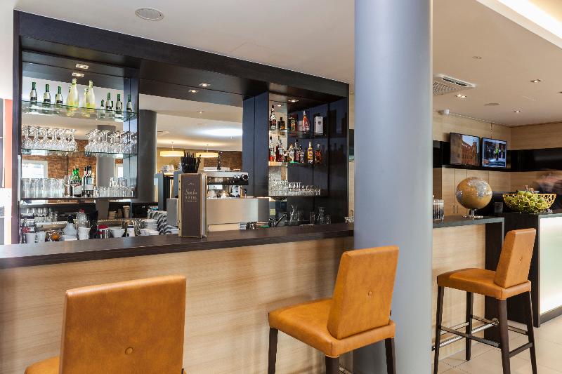 Staycity Aparthotels - Heidelberg - Bar