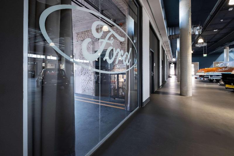 V8 Hotel Koln @MOTORWORLD - Lobi