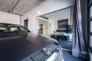 V8 Hotel Koln @MOTORWORLD fotoÄŸrafÄ±