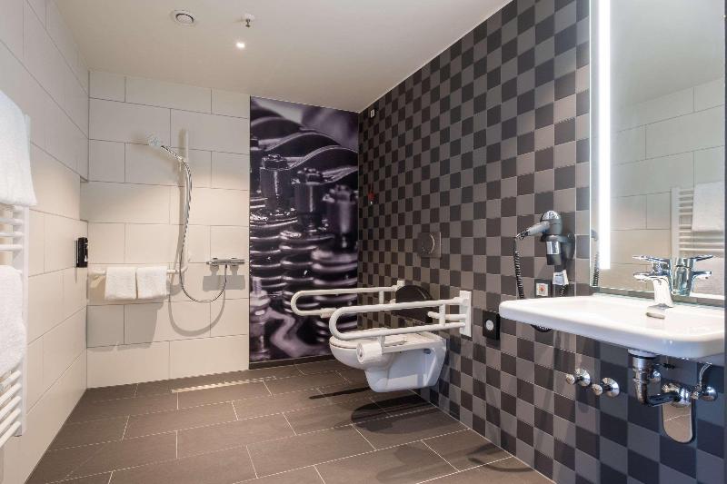 V8 Hotel Koln @MOTORWORLD - Oda