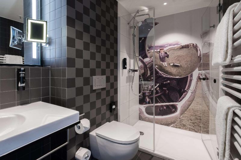 V8 Hotel Koln @MOTORWORLD - Oda