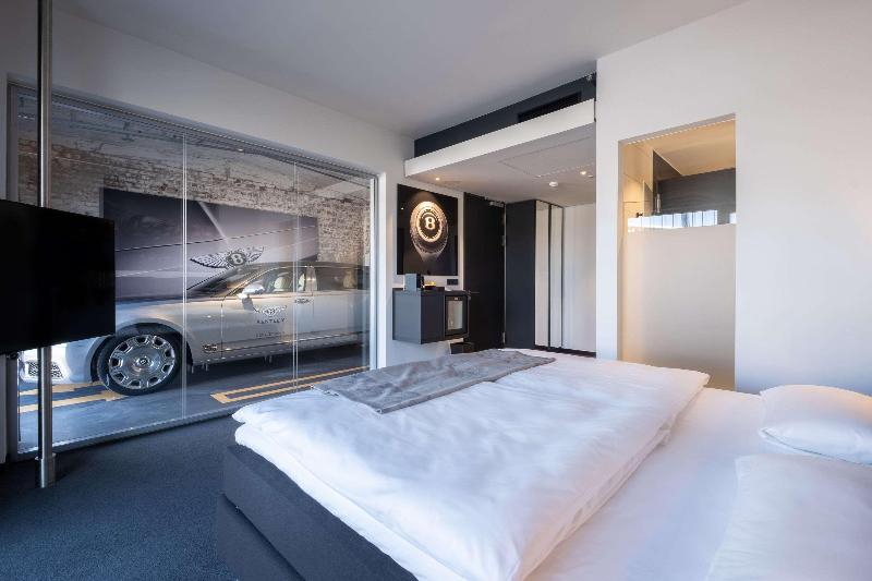 V8 Hotel Koln @MOTORWORLD - Oda