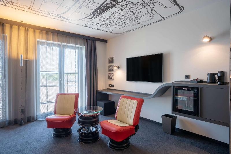 V8 Hotel Koln @MOTORWORLD - Oda