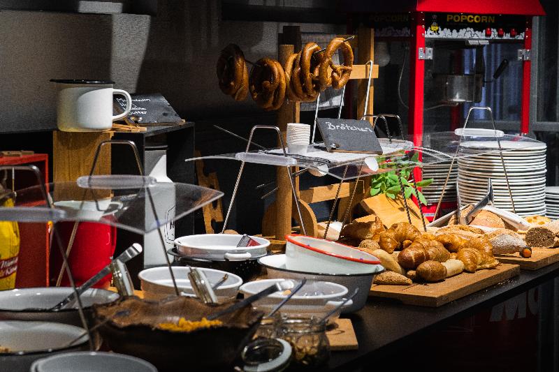 V8 Hotel Koln @MOTORWORLD - Restoran