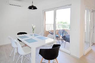Bacan Family Apartments fotoÄŸrafÄ±