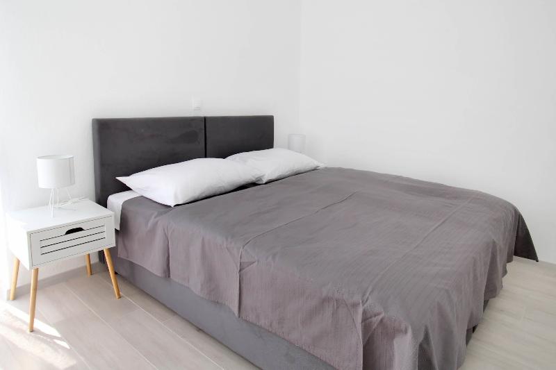 Bacan Family Apartments - Oda