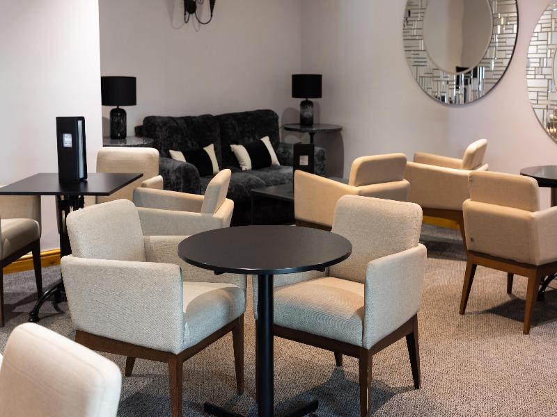 Best Western Plus Bentley Hotel & Spa - Bar