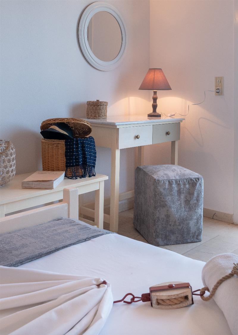 Pasiphae Hotel - Genel
