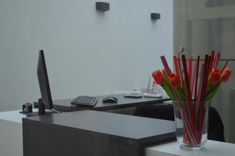 8 Room Hotel - Lobi