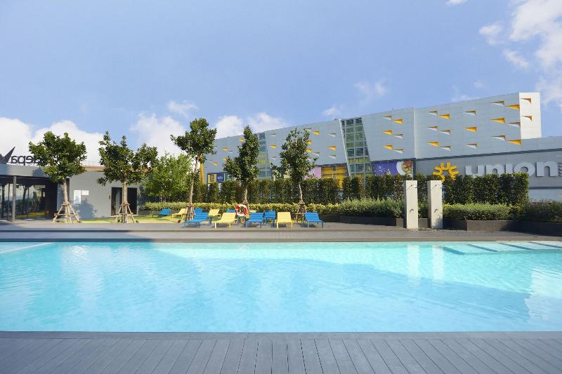 The Quarter Hotel Ladprao - Havuz