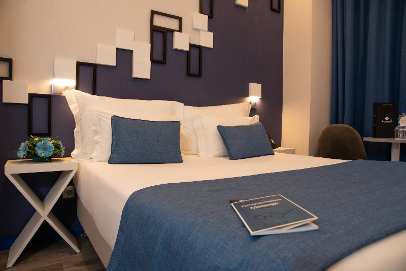 Be Poet Baixa Hotel - Oda