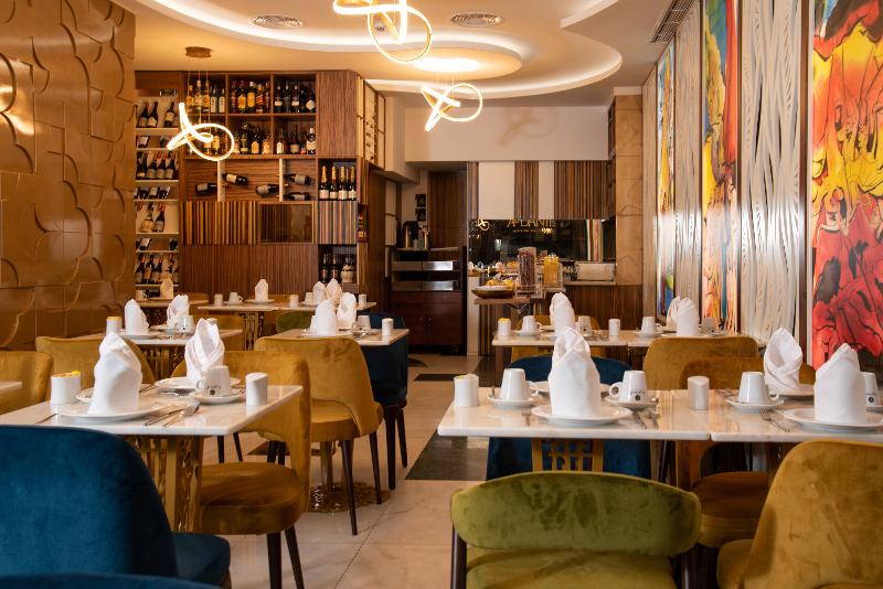Be Poet Baixa Hotel - Restoran
