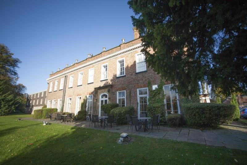 Blackwell Grange - Genel